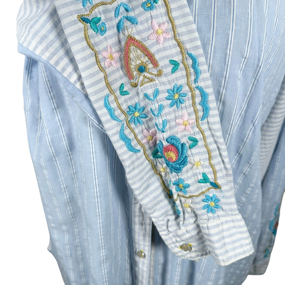 Johnny Was 3J Workshop Western Shirt pearl snap Striped Floral Embroidery Size M - Picture 5 of 11